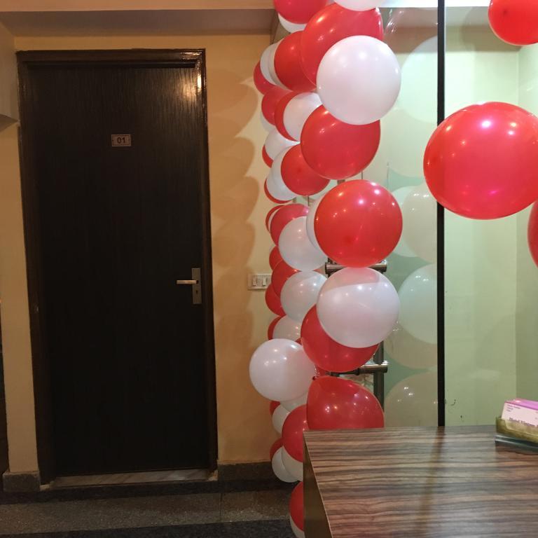 Hotel Vintage Inn New Delhi Exterior photo